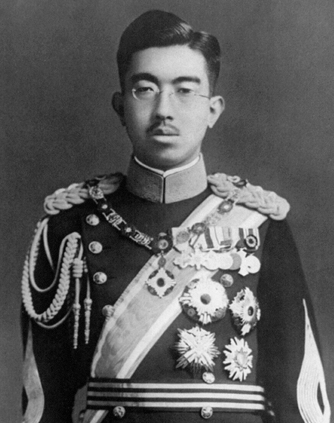 18. L'empereur Hirohito