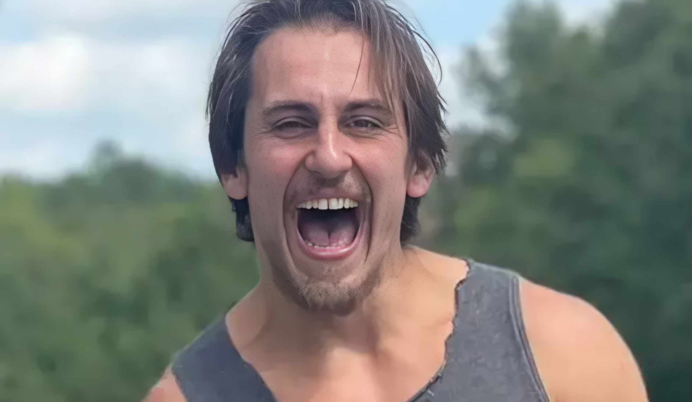 Acteur de 35 ans abattu en pleine journée en tentant d&#039;aider une inconnue