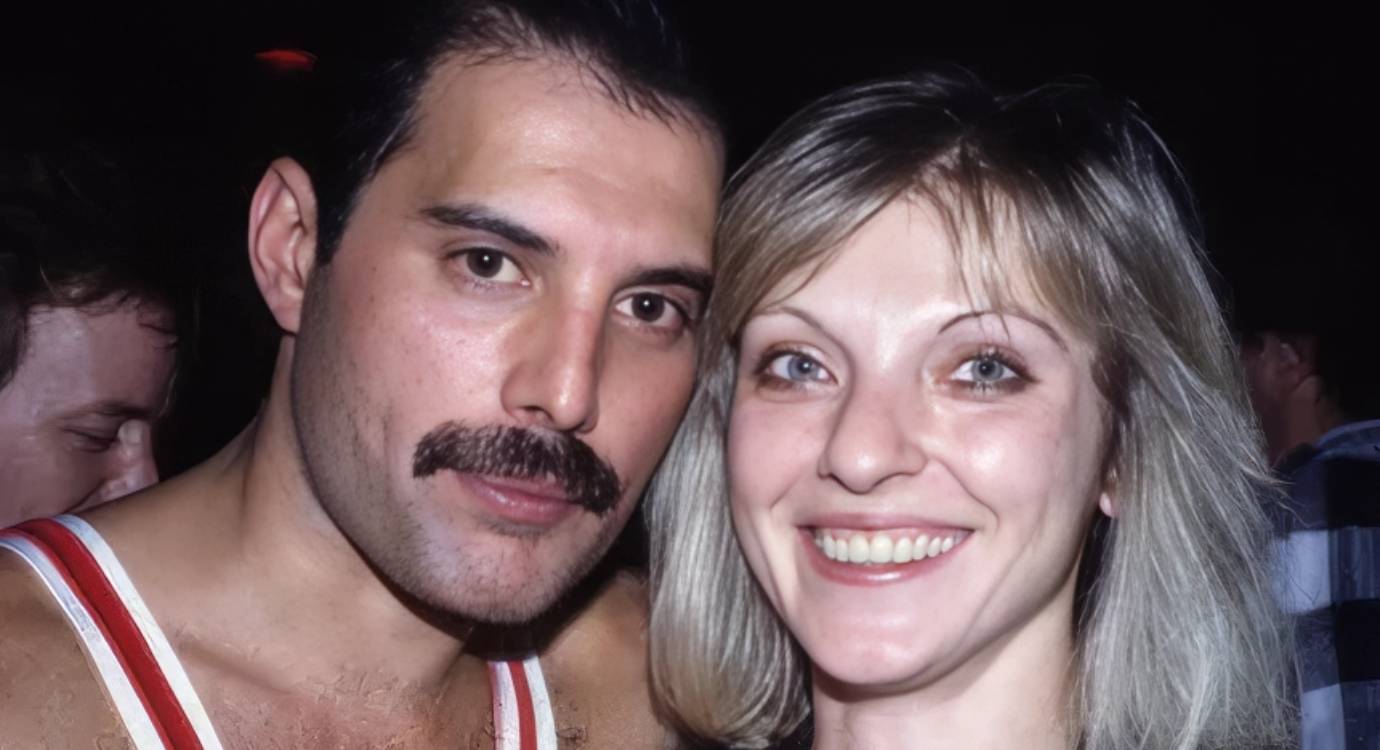 L’ex de Freddie Mercury et « l’amour de sa vie » brise le silence sur son présumé « enfant secret »