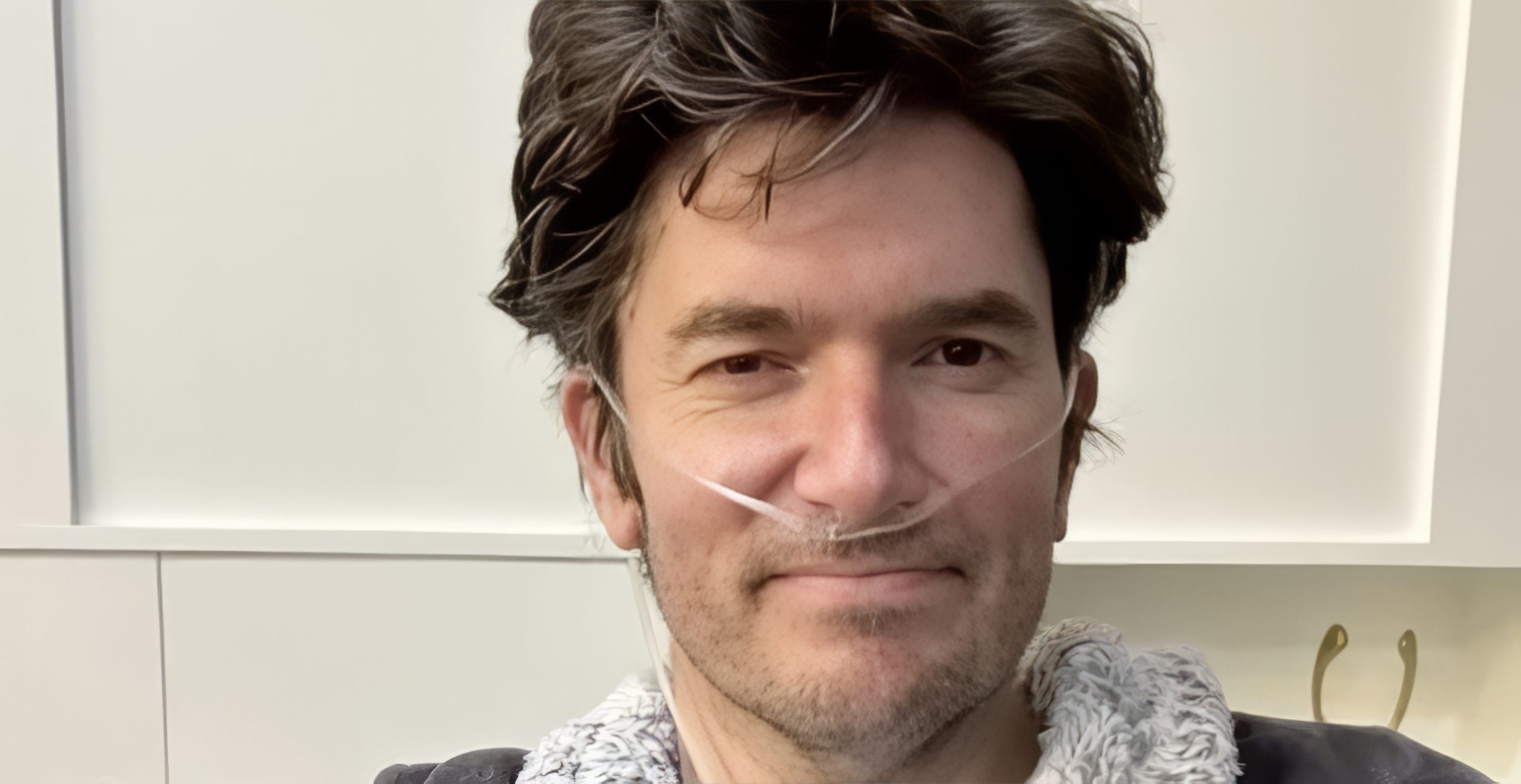 Il n&#039;a jamais fumé et a eu un cancer du poumon à 45 ans : le seul symptôme qu&#039;il a ignoré