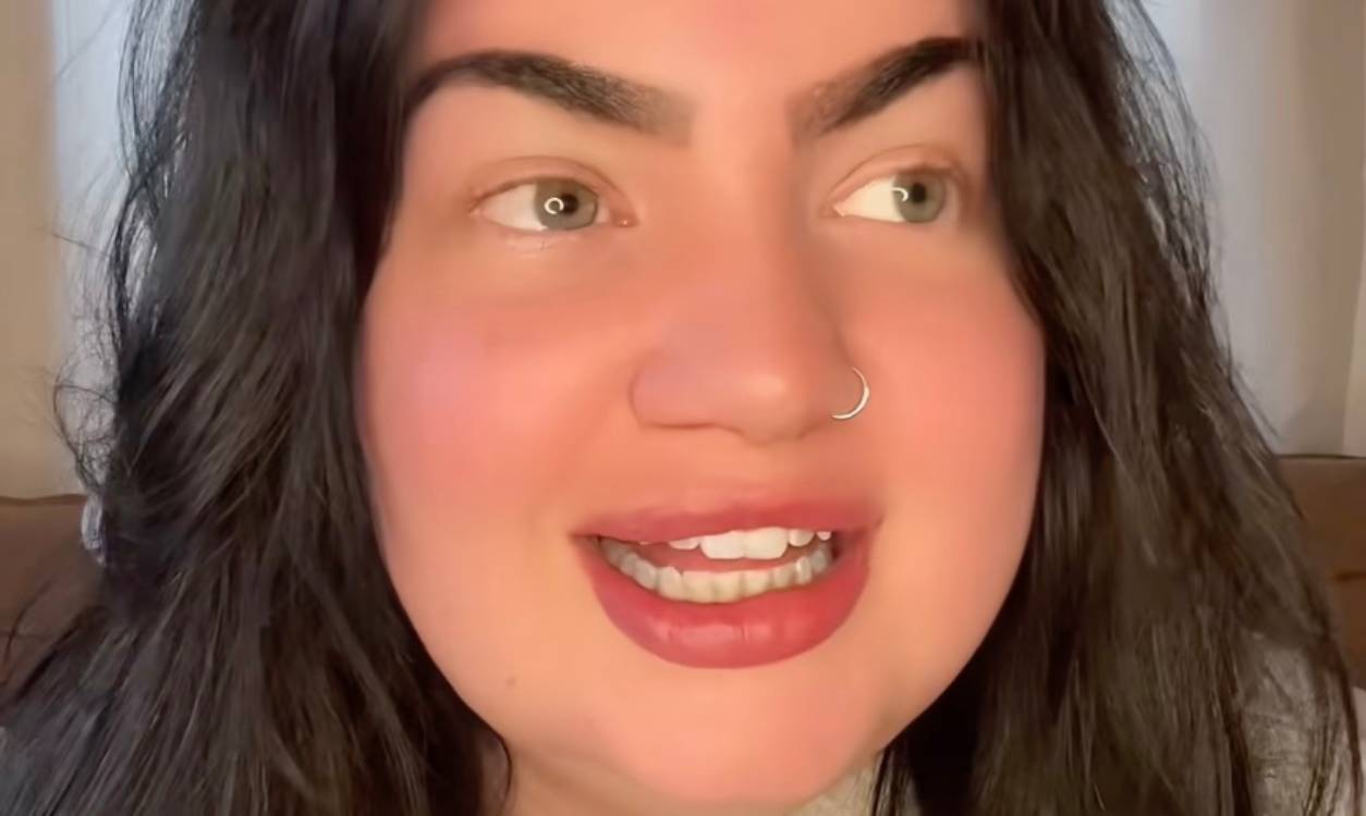 Une femme qui &quot;parle aux morts&quot; révèle pourquoi il ne faut jamais placer un miroir face à votre lit