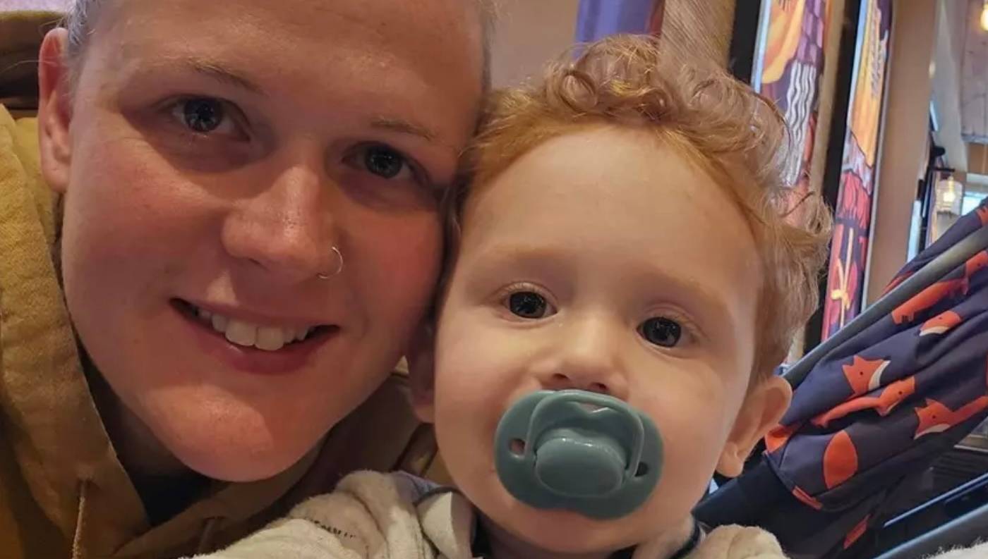 Une mère raconte pourquoi elle regrette d’avoir eu son bébé grâce à un don trouvé sur Facebook