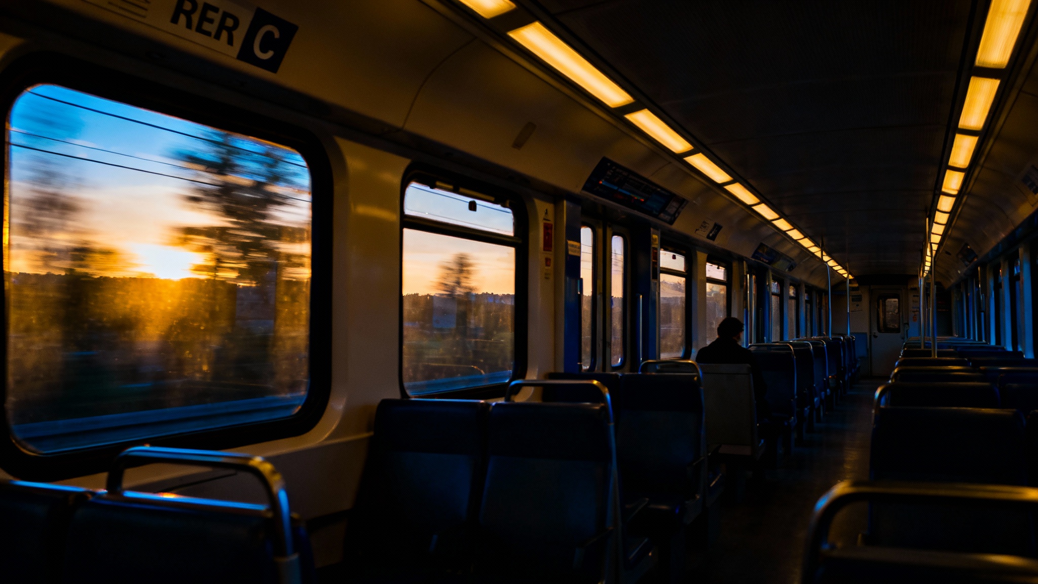 Tentative de viol dans le RER C : le suspect reconnaît une &quot;altercation&quot; mais nie l&#039;agression sexuelle