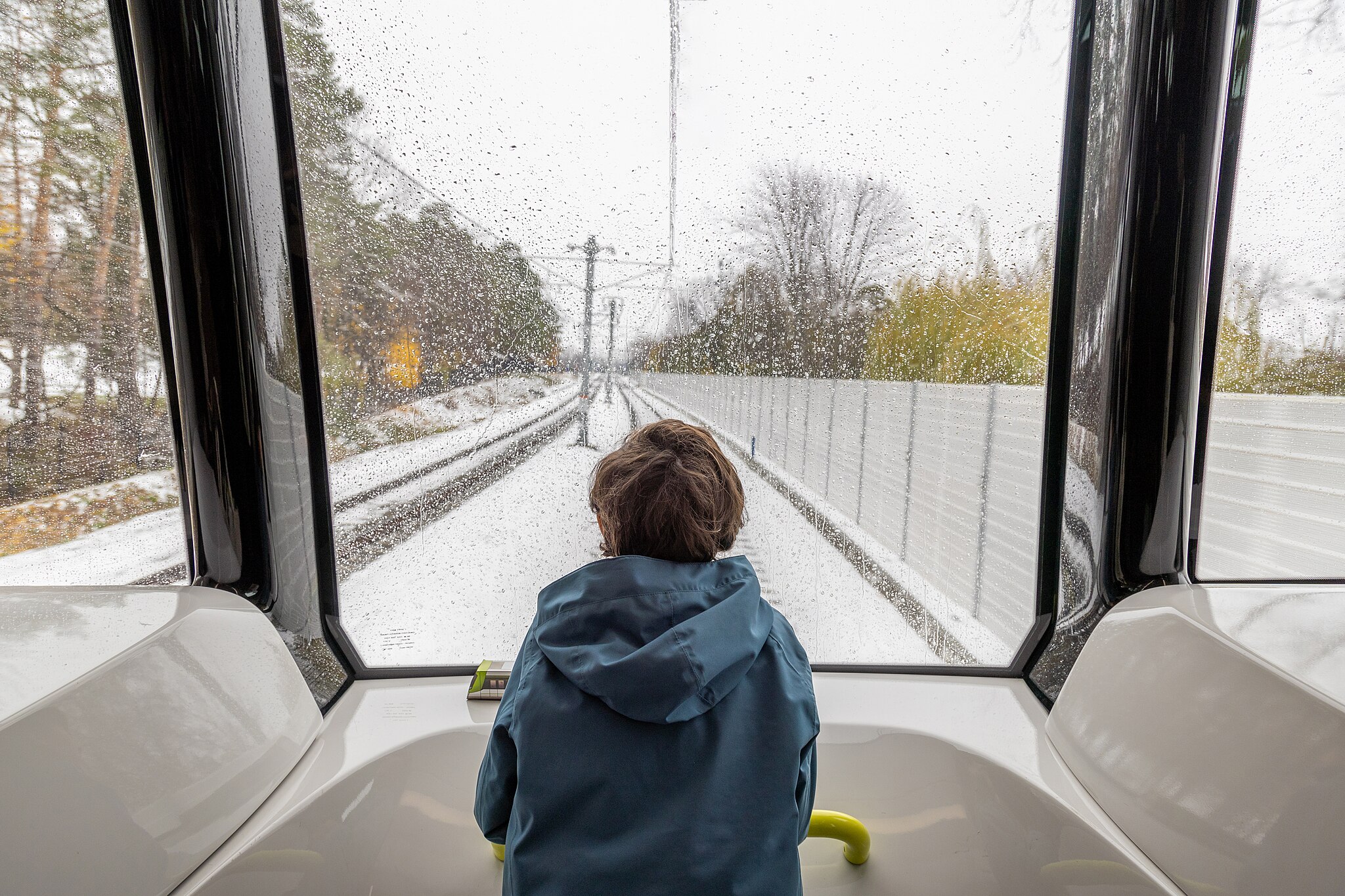 L&#039;envers du décor: la grogne sociale plombe l&#039;inauguration du REM à deux-montagnes
