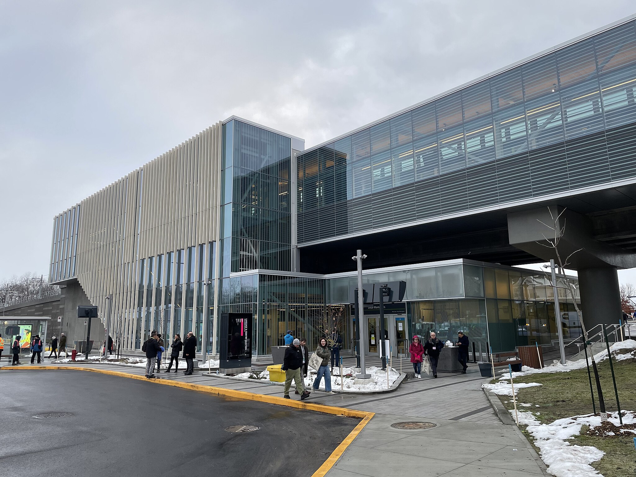 Sensibiliser les usagers au milieu des festivités