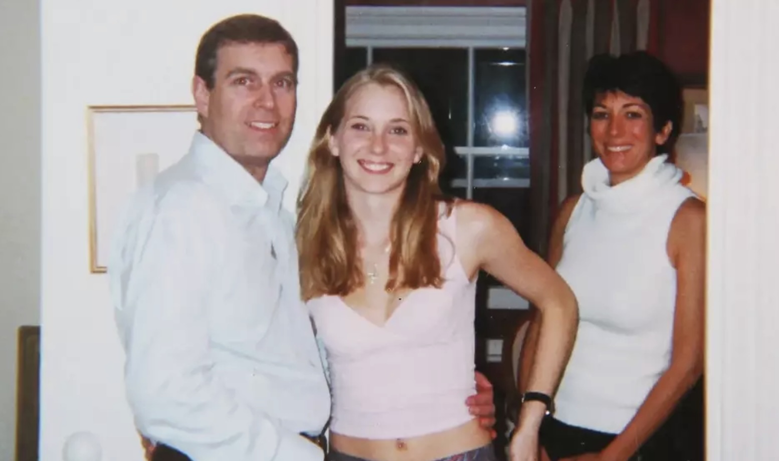 La bombe : l'email d'Epstein qui confirme la photo