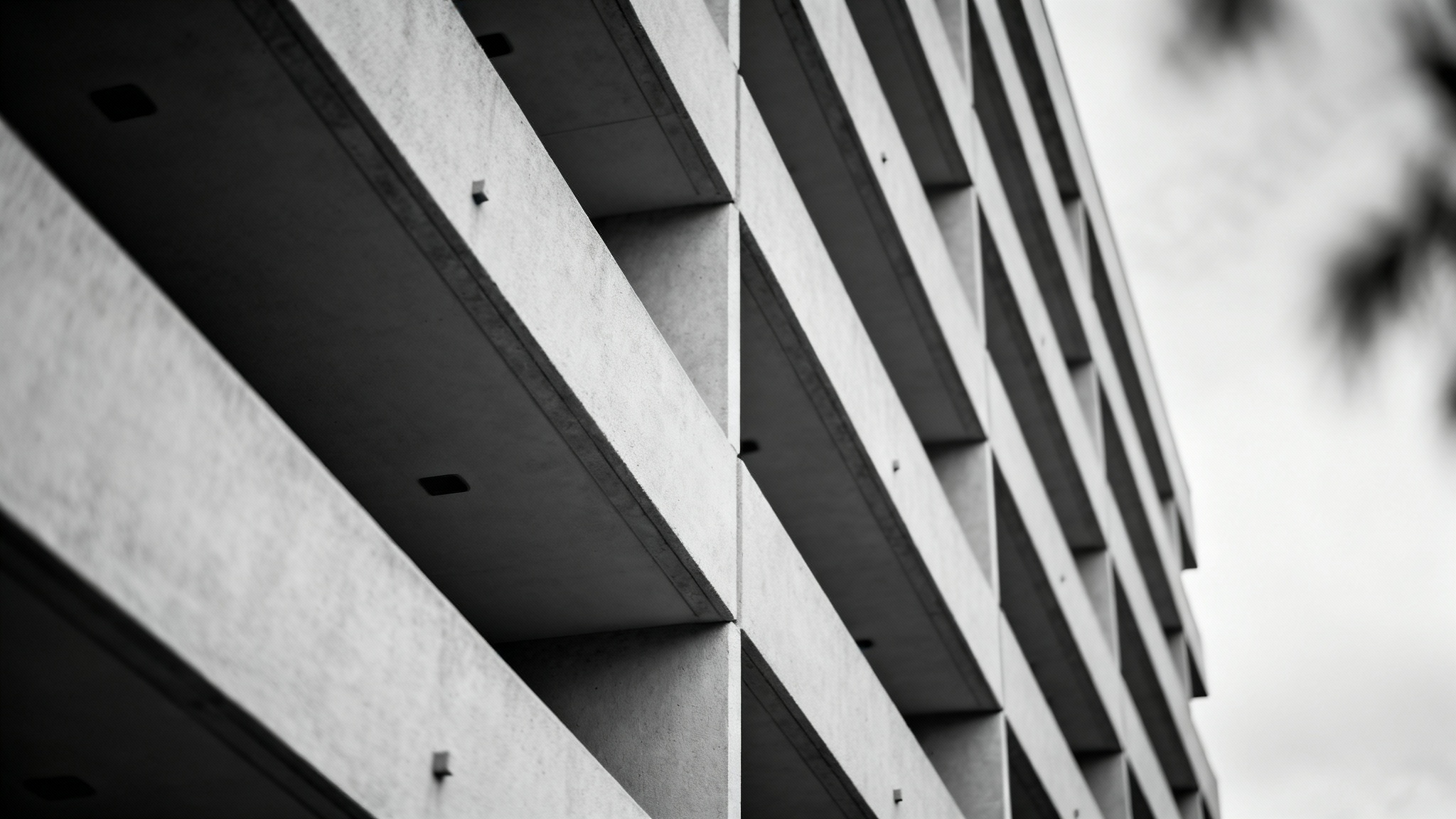 L’onde de choc initiale et la première identification