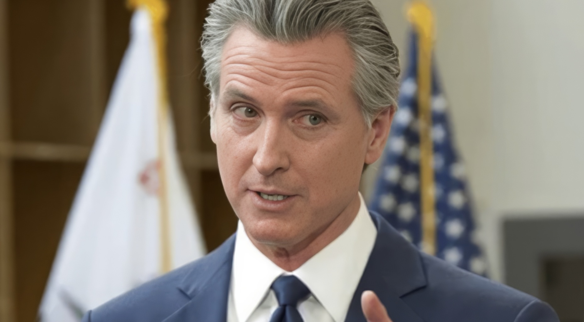 Newsom critique le plan militaire de Trump du 9 novembre