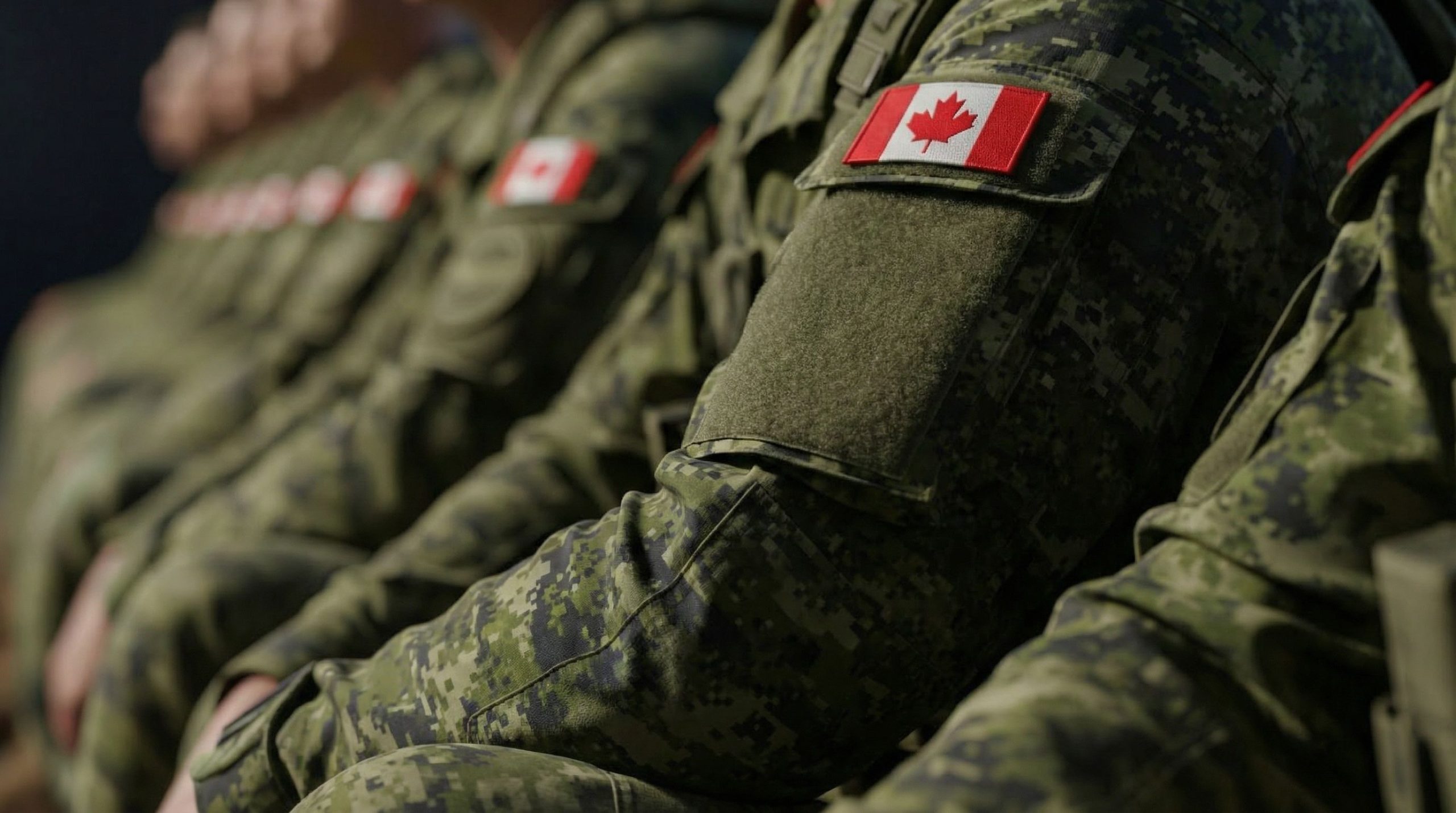 Un agent du renseignement militaire canadien, accusé d’avoir menti et divulgué des informations, fait face à la prison à vie