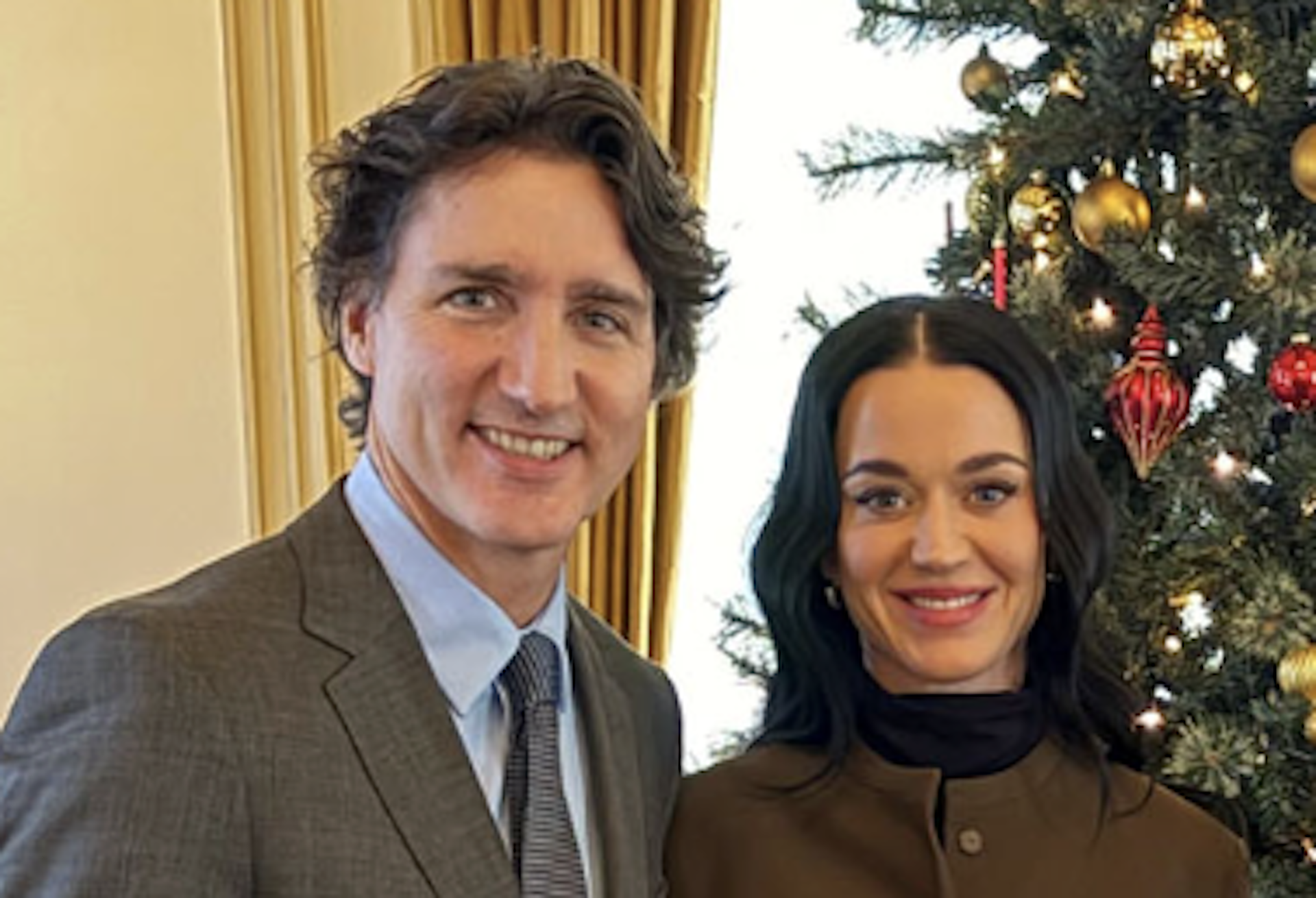 Quand le protocole sert l&#039;amour: justin trudeau et katy perry se dévoilent par un détour diplomatique