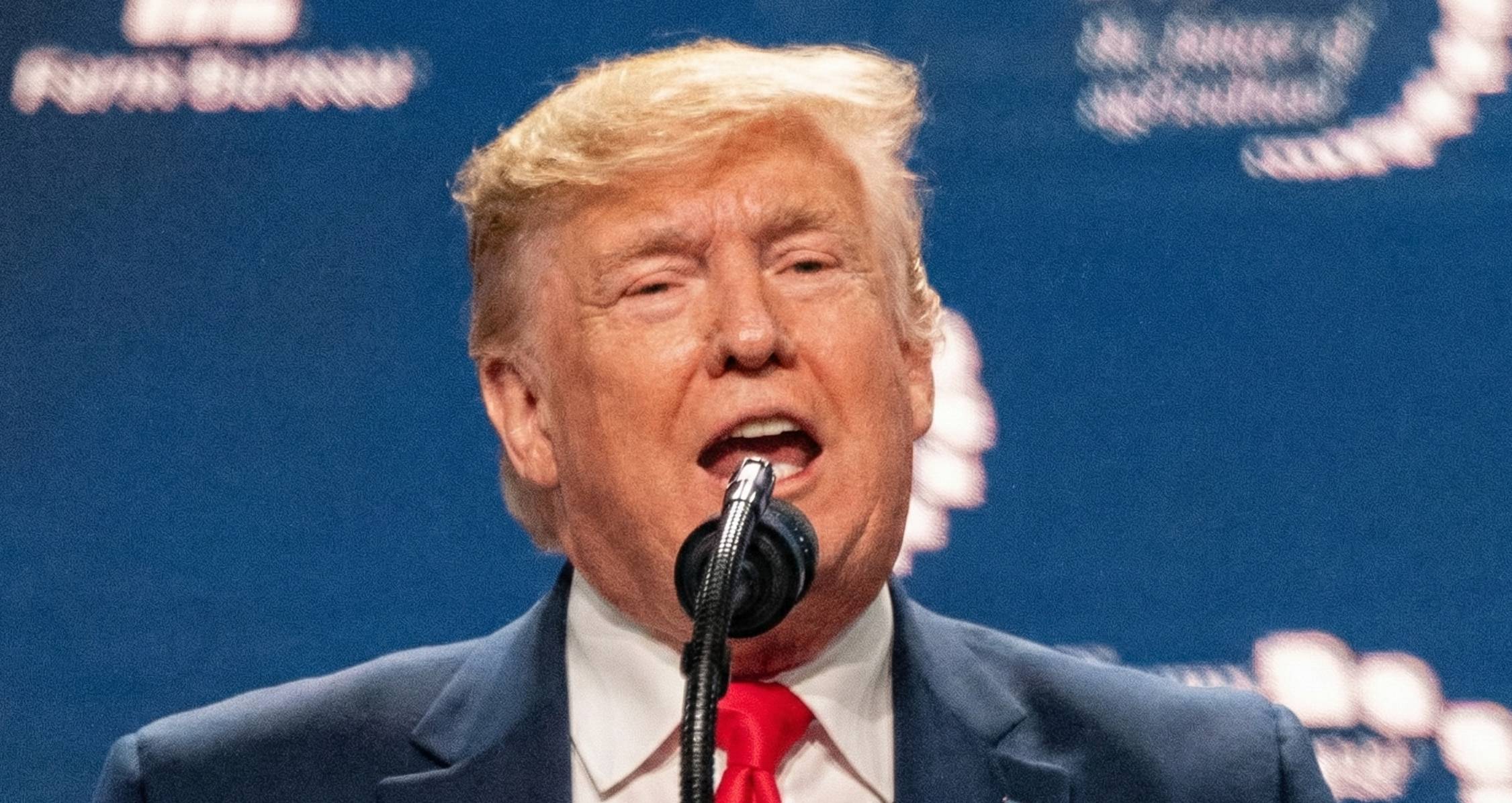 Trump met en garde : l’Europe serait “au bord d’un effacement civilisationnel” d’ici vingt ans