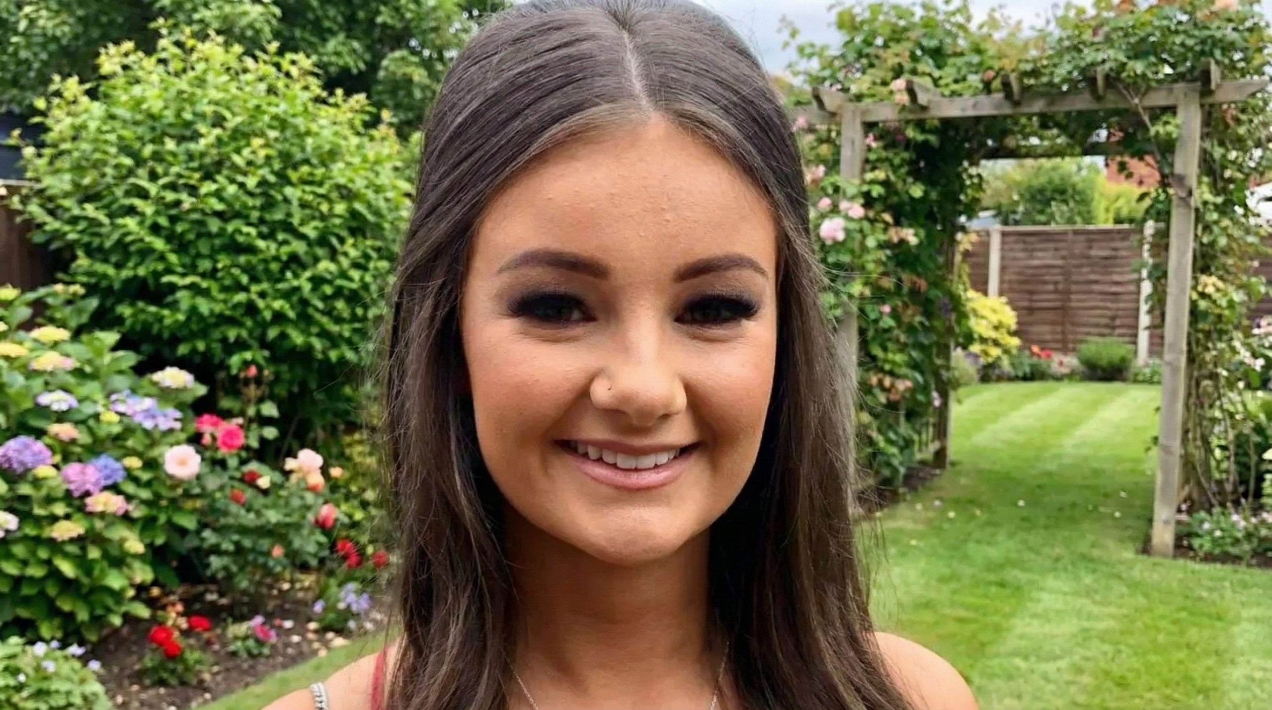 Une adolescente perd la vie après une soirée : elle pensait qu’il s’agissait d’une simple gueule de bois