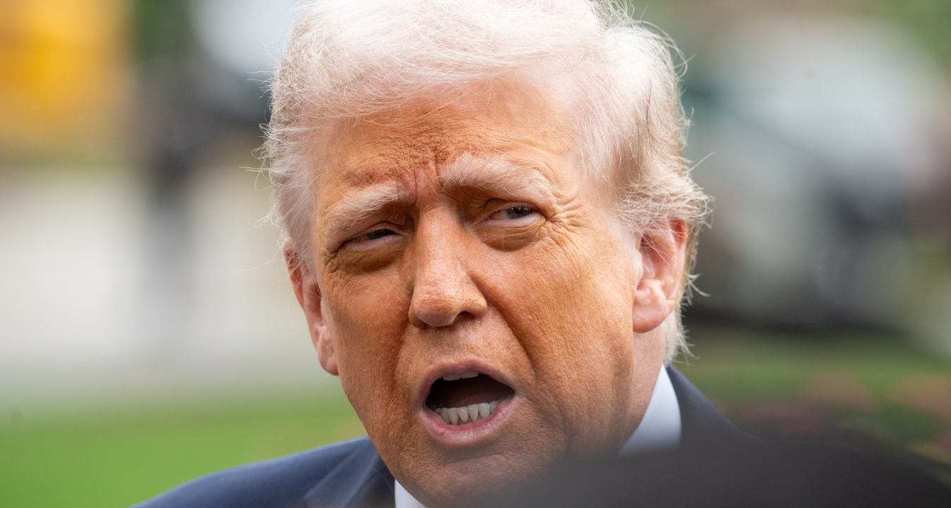 Trump qualifie le Canada de “l’un des pires pays au monde” après un vote au Congrès contre les taxes