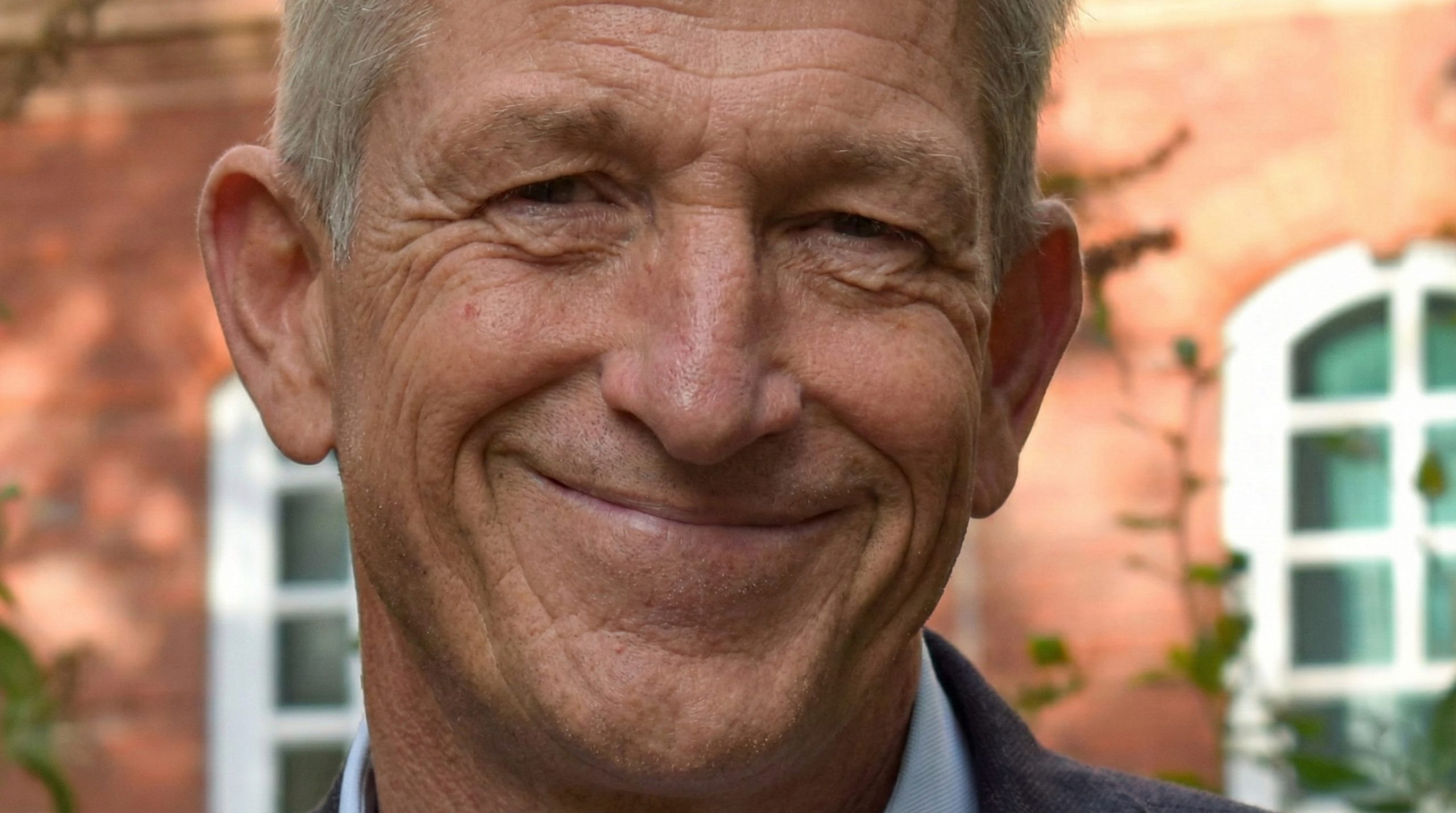 Un expert révèle les signes de démence souvent ignorés chez les jeunes de 20 ans