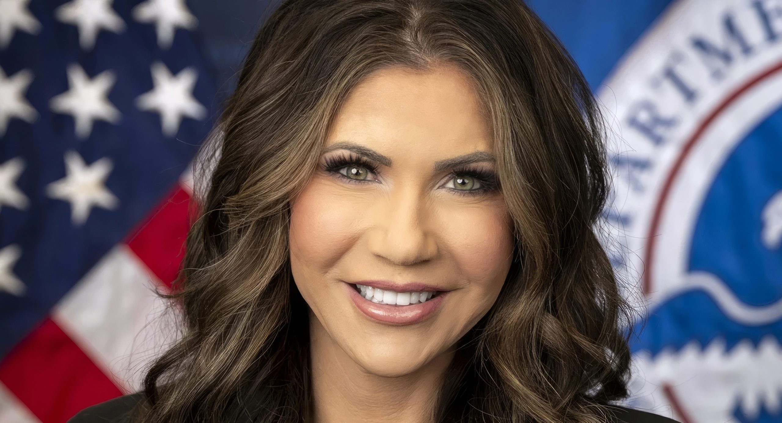 L’équipe de Kristi Noem accusée d’avoir menacé des enfants avec un chien et un pistolet paralysant