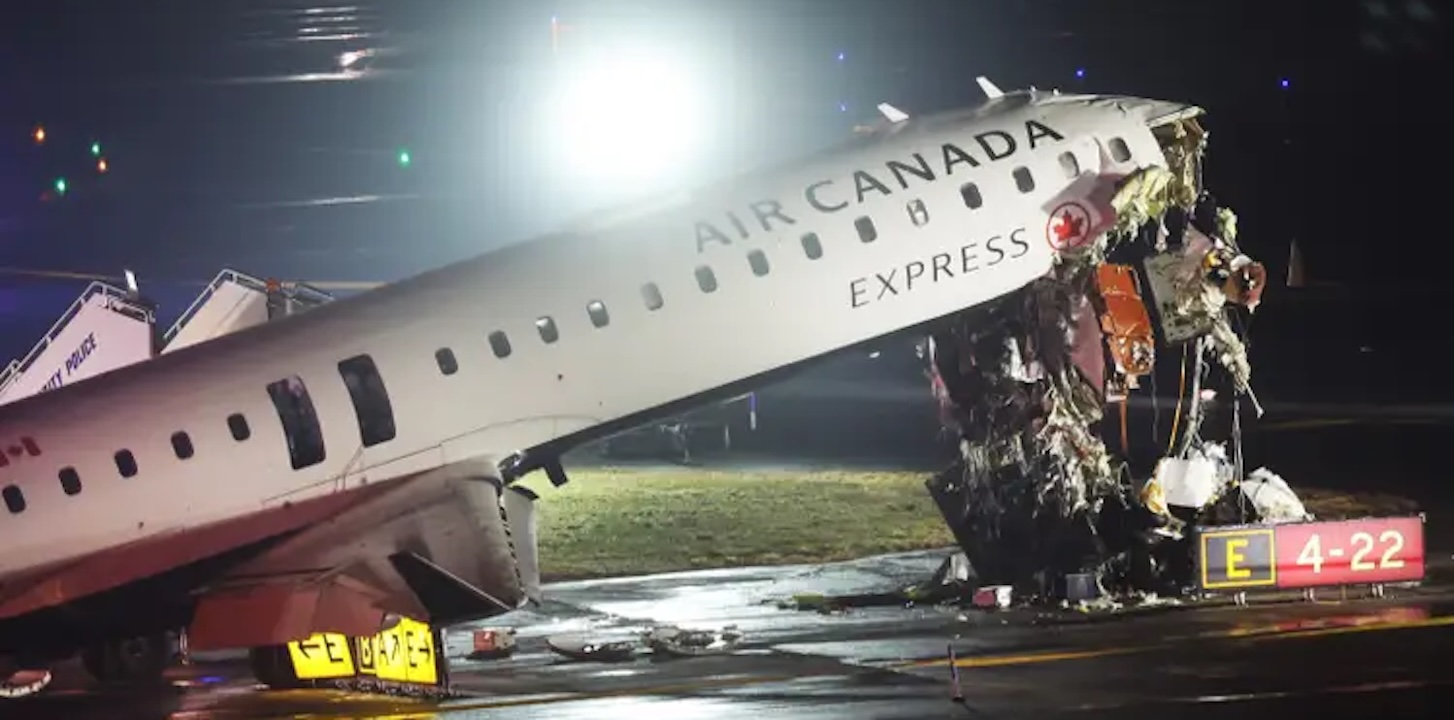 Un avion d’Air Canada en provenance de Montréal heurte un véhicule au sol sur la piste