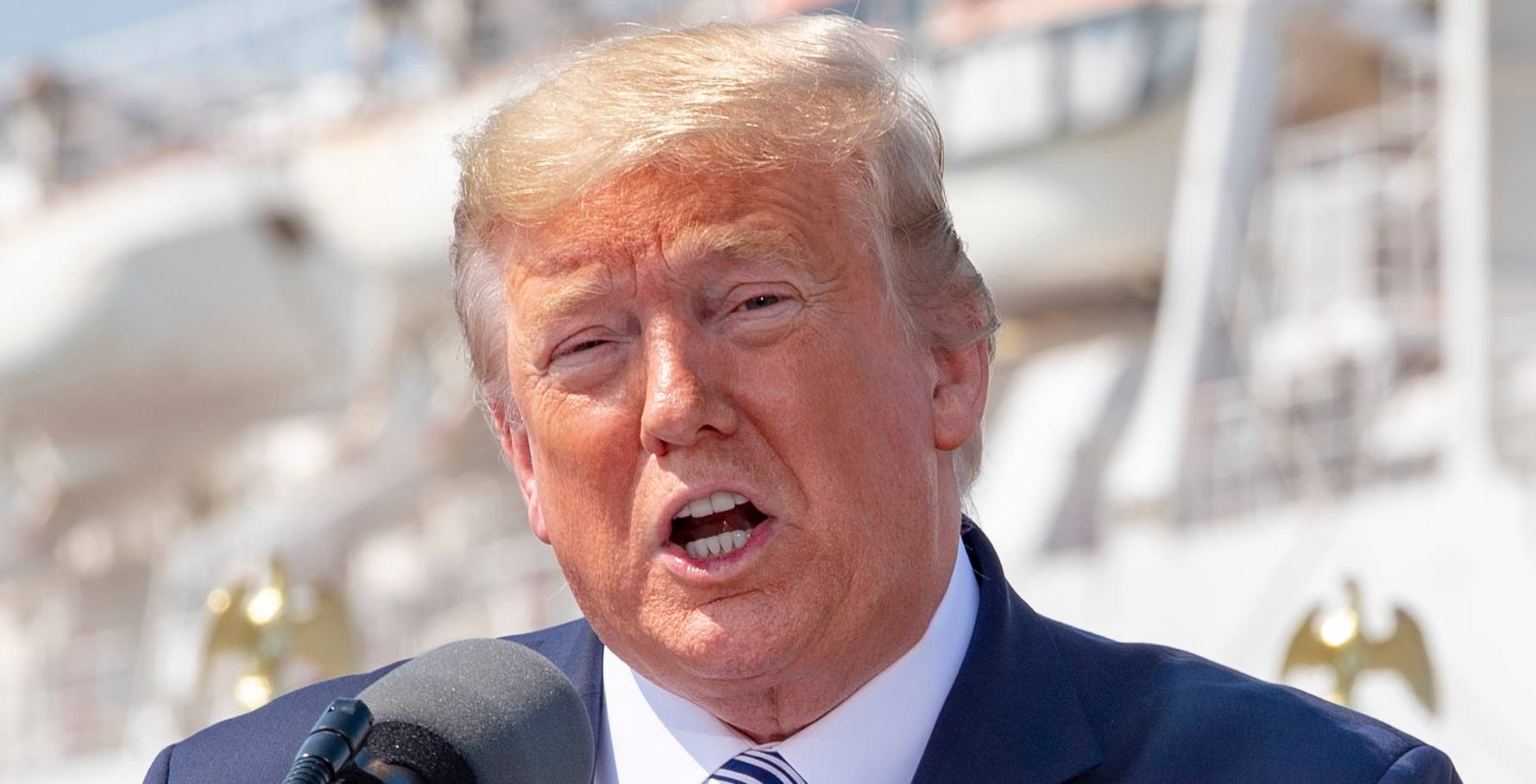 Appels à la destitution de Donald Trump après ses menaces inquiétantes envers l’Iran