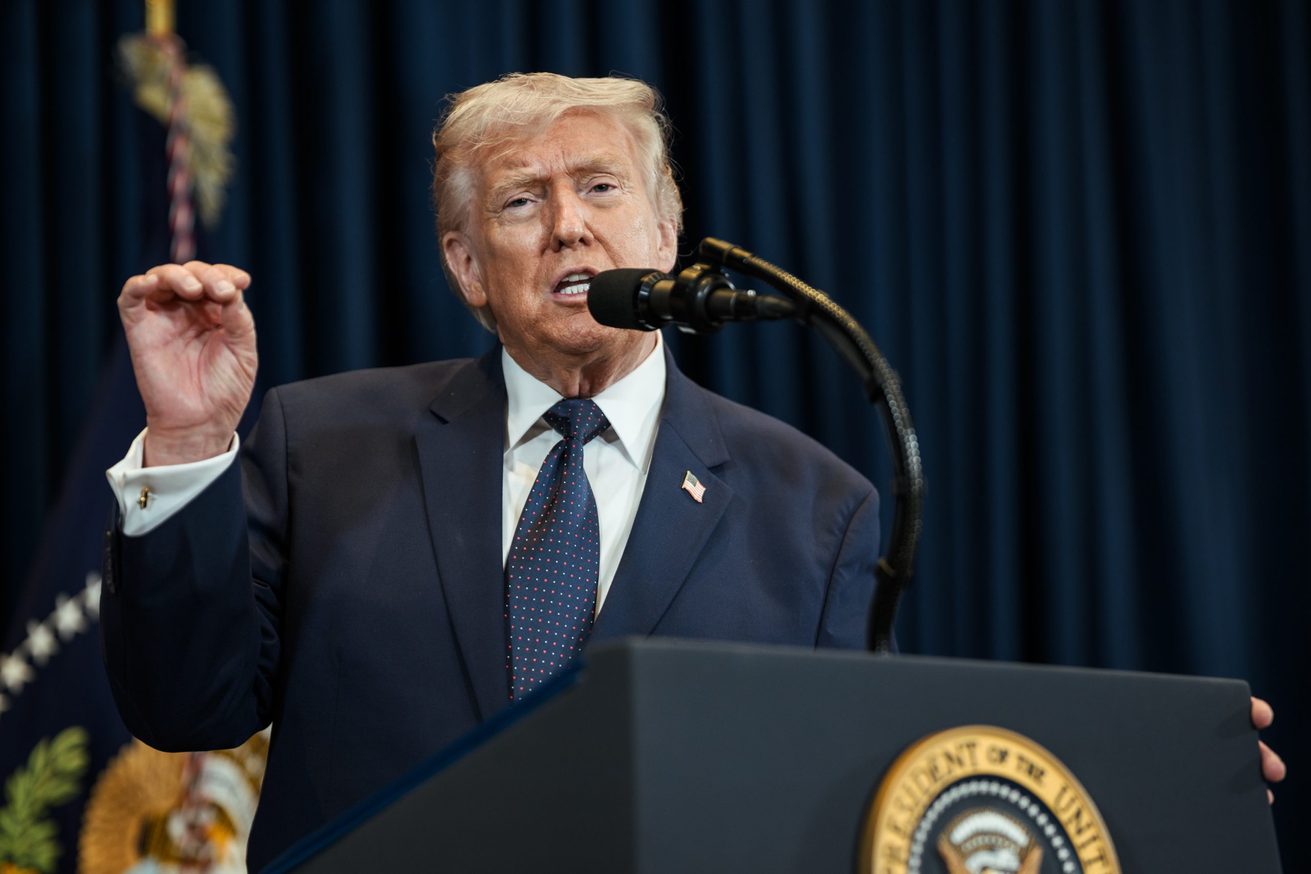 Trump et le détroit d'Ormuz : l'ultimatum qui bouscule l'OTAN et la Chine