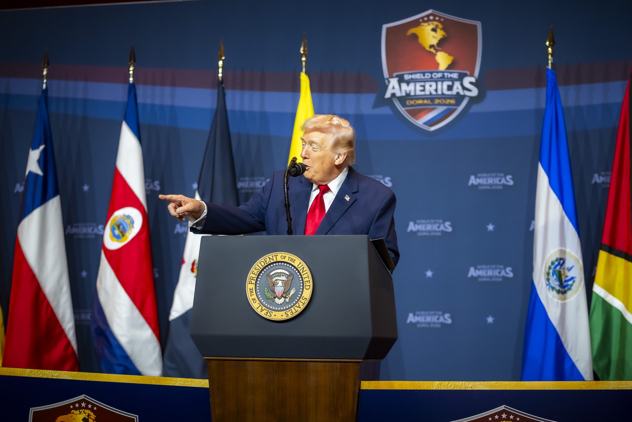 Menaces, Pâques et détroit d'Ormuz : le message inattendu de Donald Trump à l'Iran