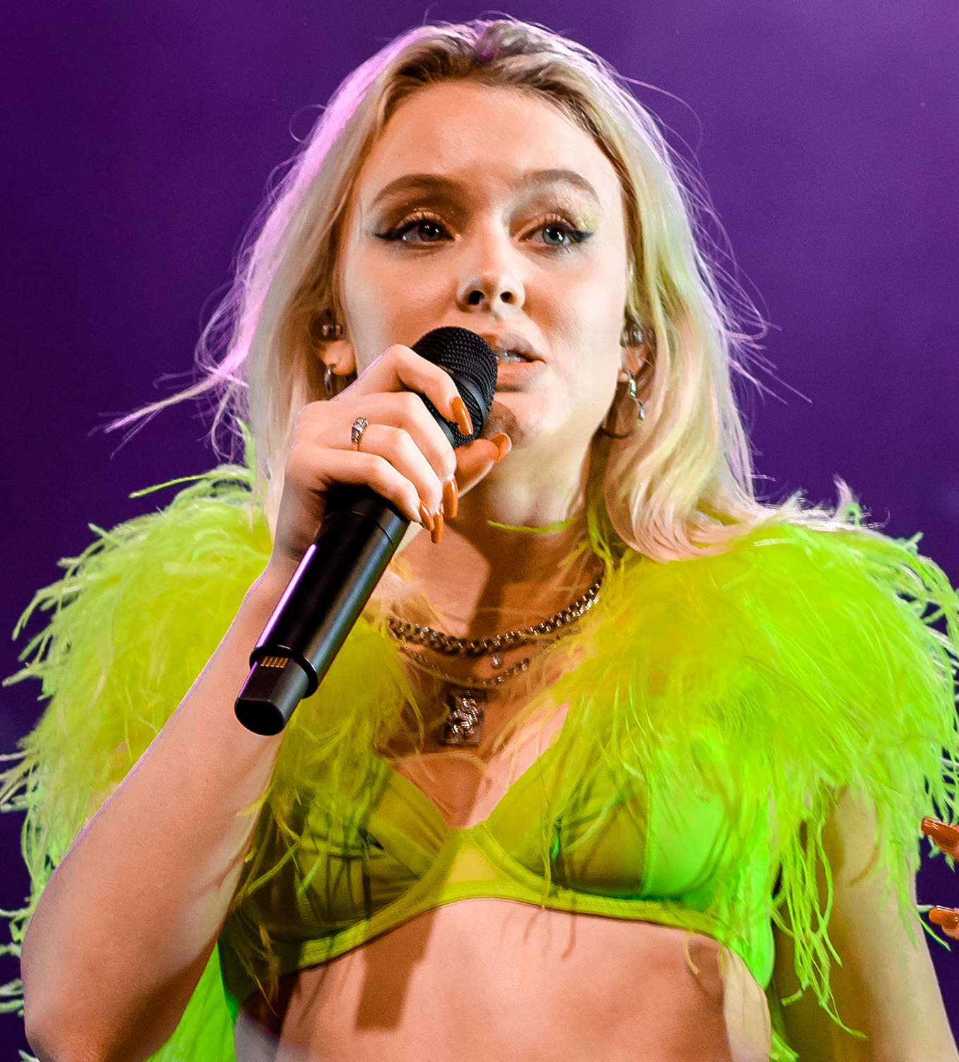 Zara Larsson May 2019.jpg