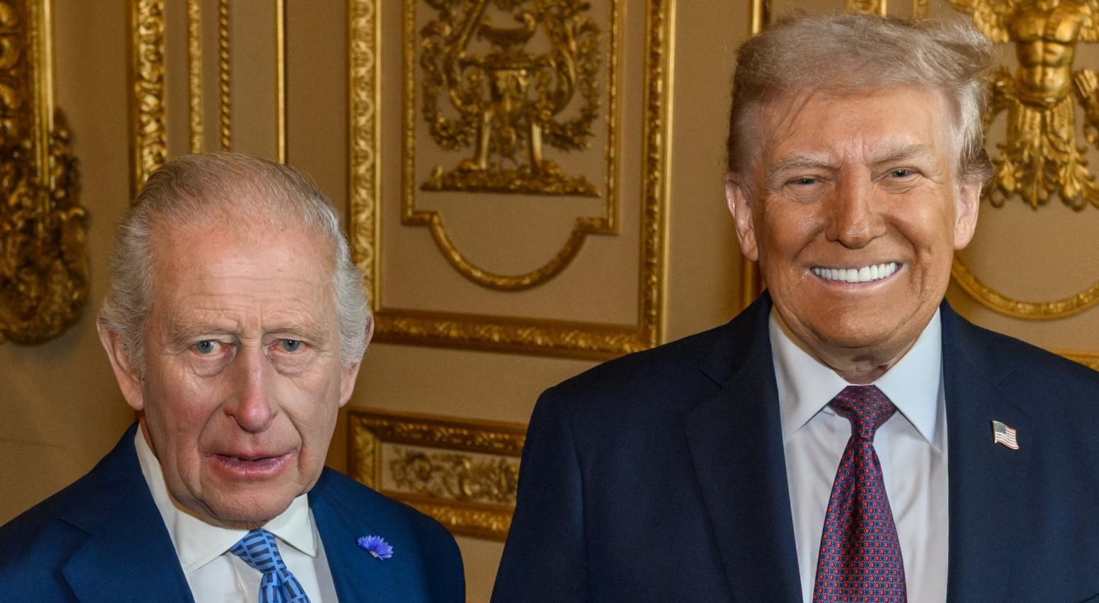 Un lecteur labial révèle ce que le roi Charles III aurait murmuré à Donald Trump