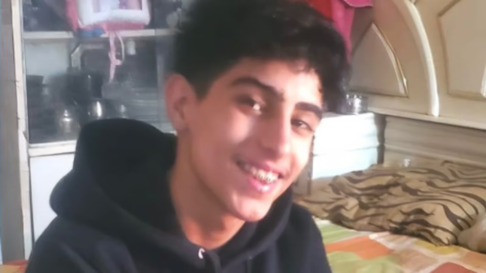 Un Adolescent de 16 ans tué dans un centre commercial : l'adieu poignant à Nabil Askafe