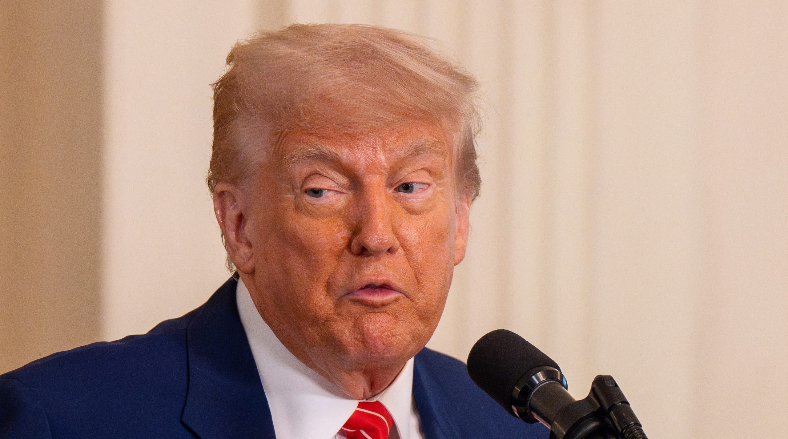 Qui a vraiment payé les taxes douanières de Trump ? La facture de 1 000 $ par foyer expliquée