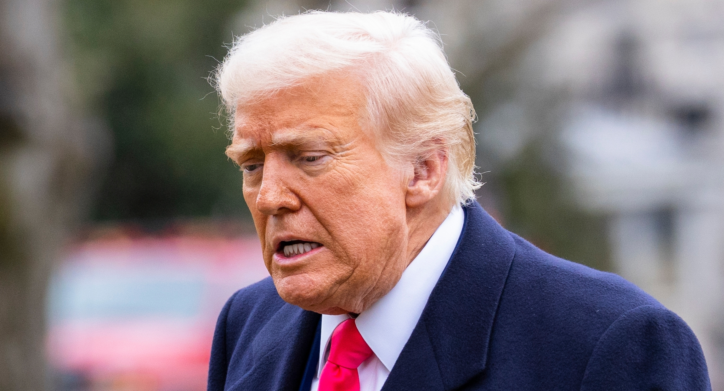 Un expert affirme que Donald Trump a montré des signes d’AVC à l’écran : voici les symptômes observés