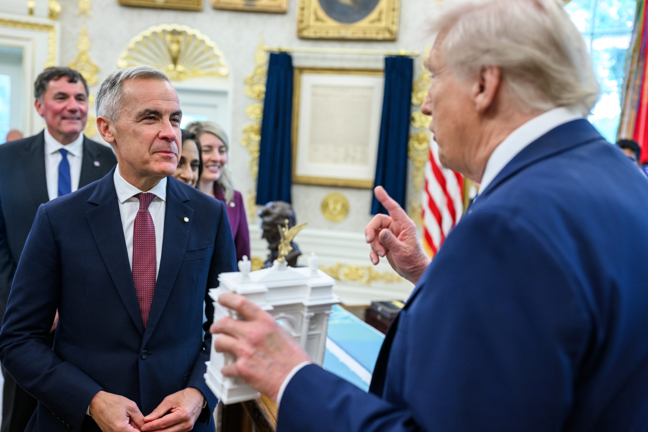 Mark Carney imite Donald Trump lors d'une allocution dans le comté de Mayo en Irlande
